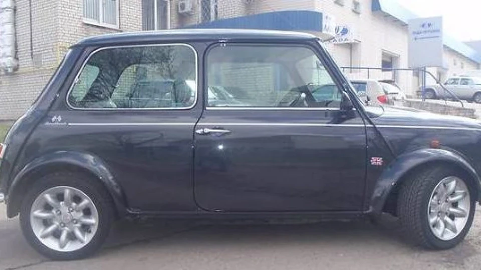 Rover Mini 4