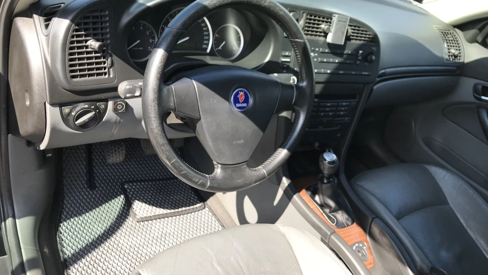 Saab 9-3 1.8т
