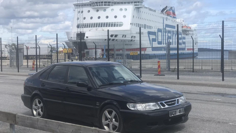 Saab 9-3 2.0T Aero Born from jets 4