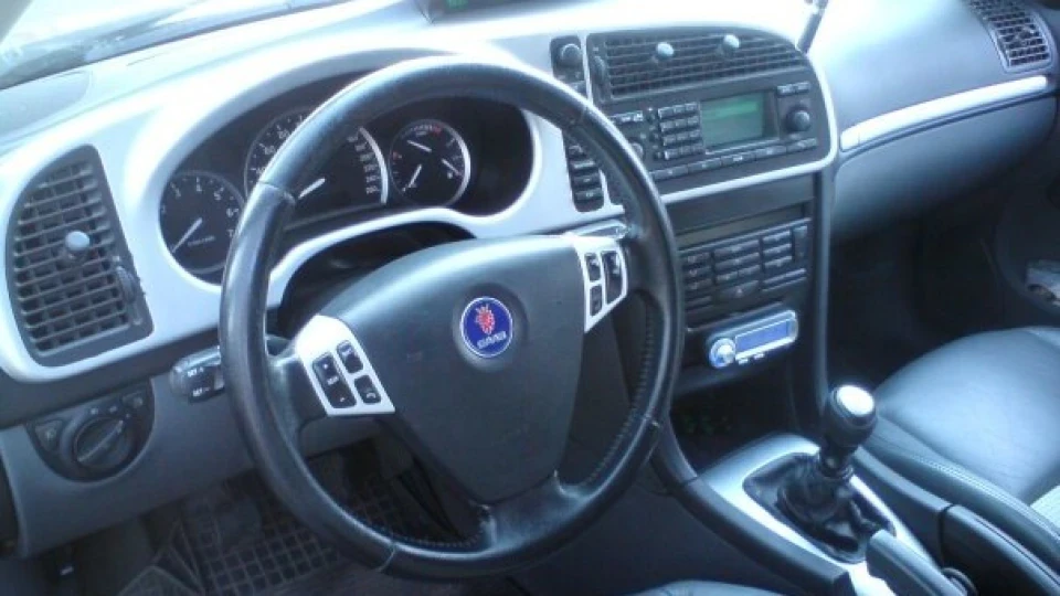 Saab 9-3 Born From jets 5