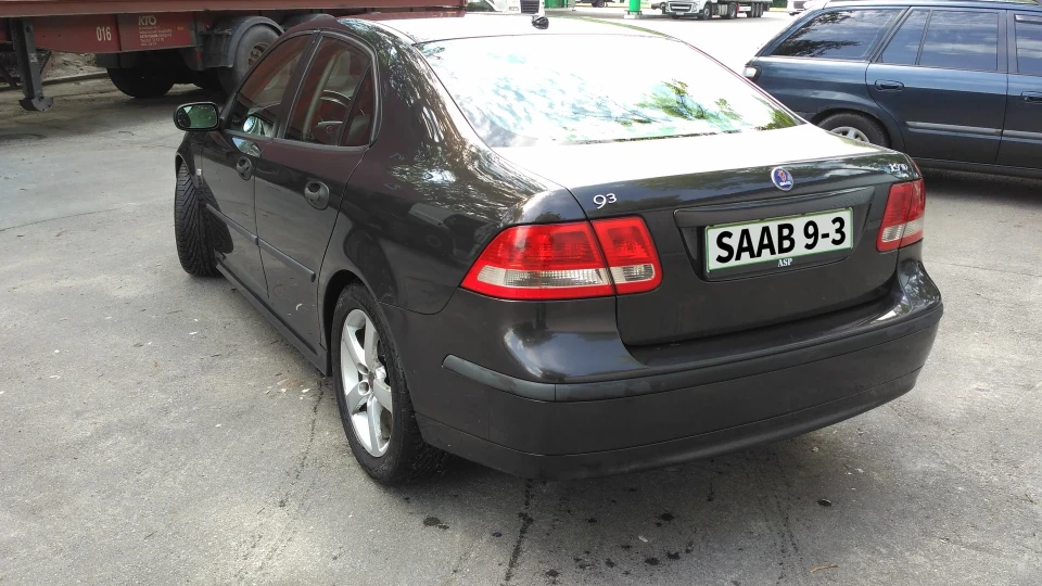 Saab 9-3 Саамоліт