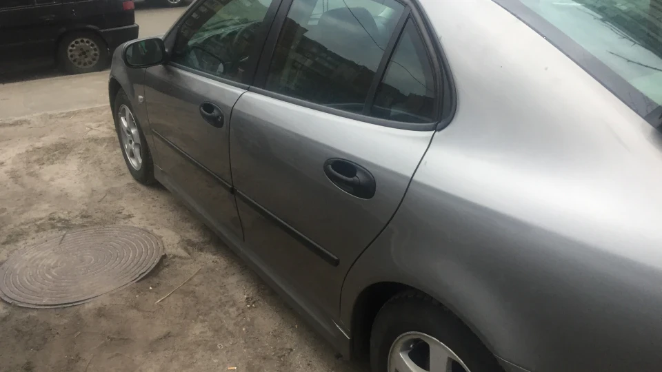 Saab 9-3 Сірий металік , 2.0 t.