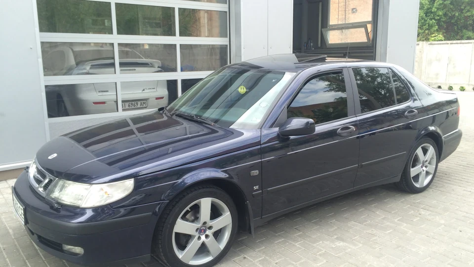 Saab 9-5 2.3t Elk 5