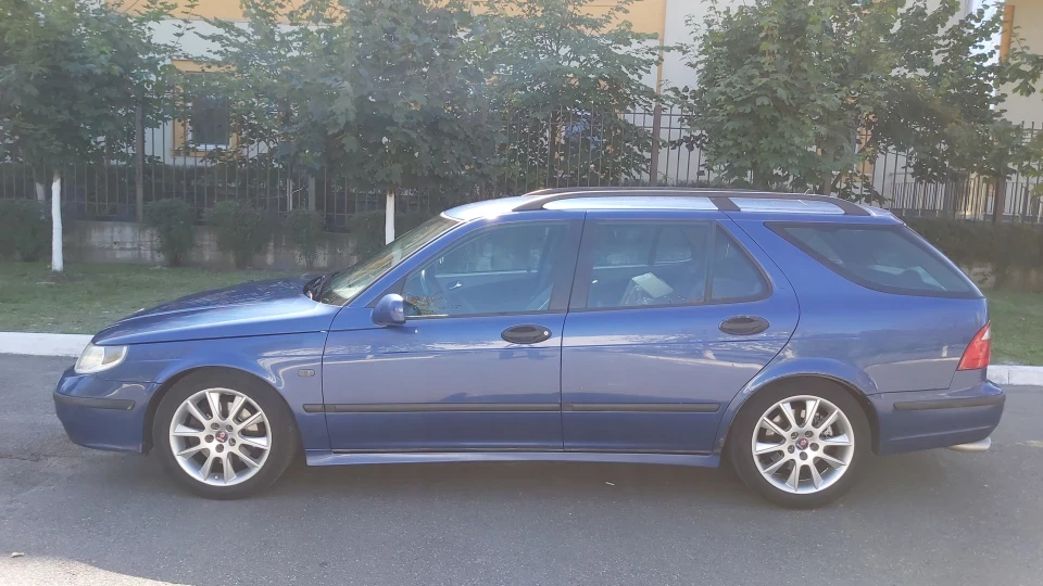 Saab 9-5 Bluebird