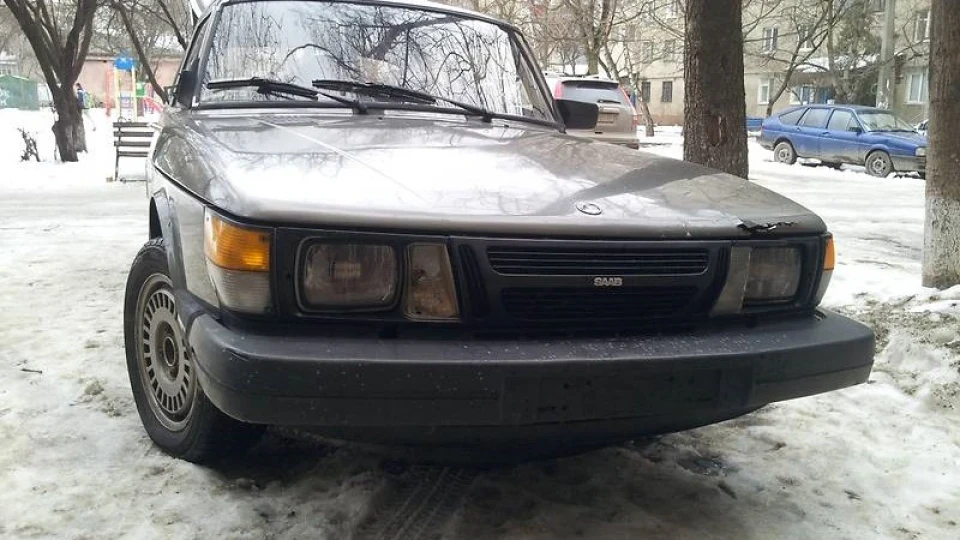 Saab 900 Американка 2