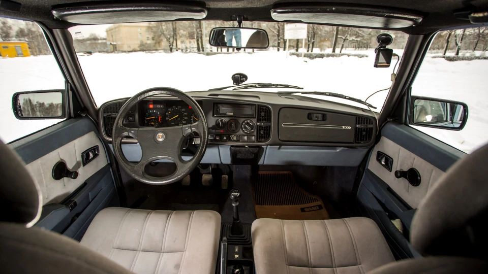Saab 900 Swedish iron 2