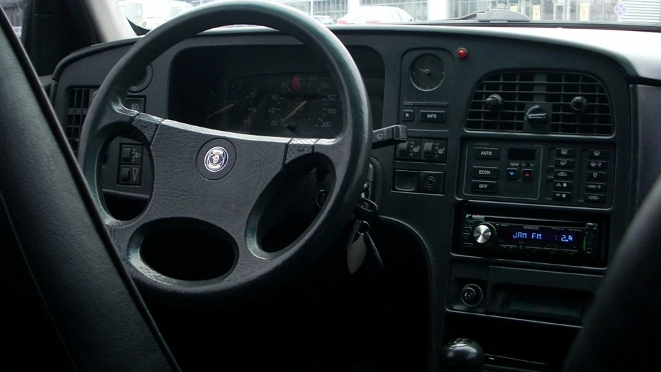 Saab 9000 4