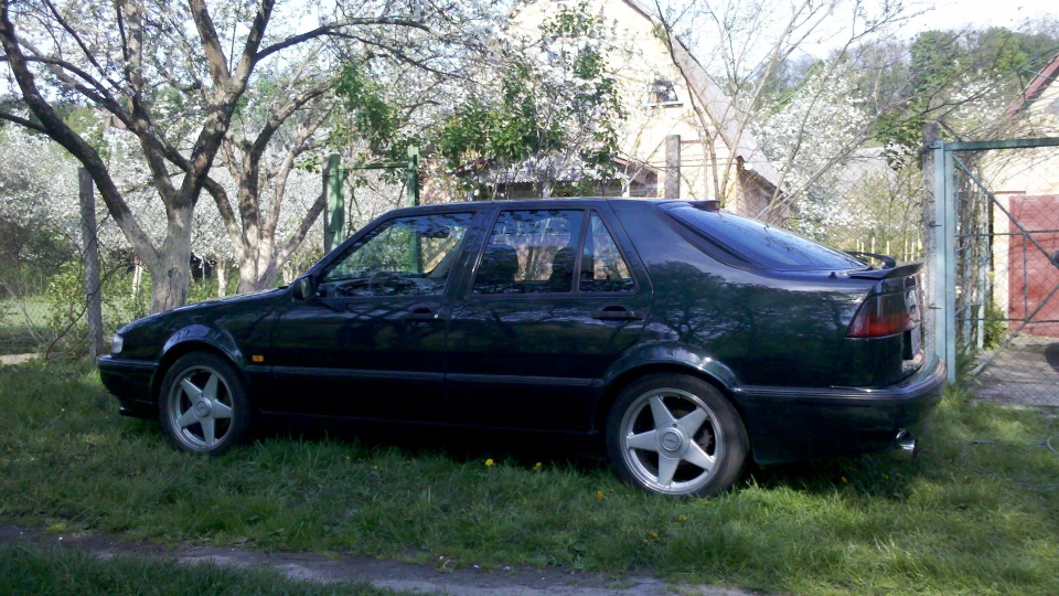 Saab 9000 3