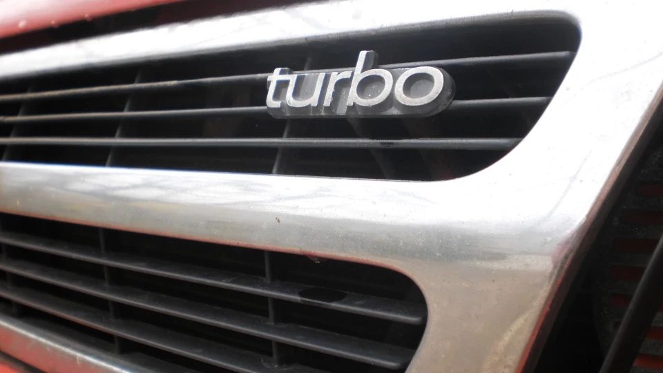 Saab 9000 2