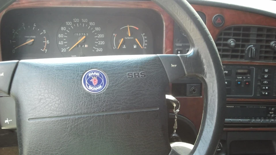 Saab 9000 2
