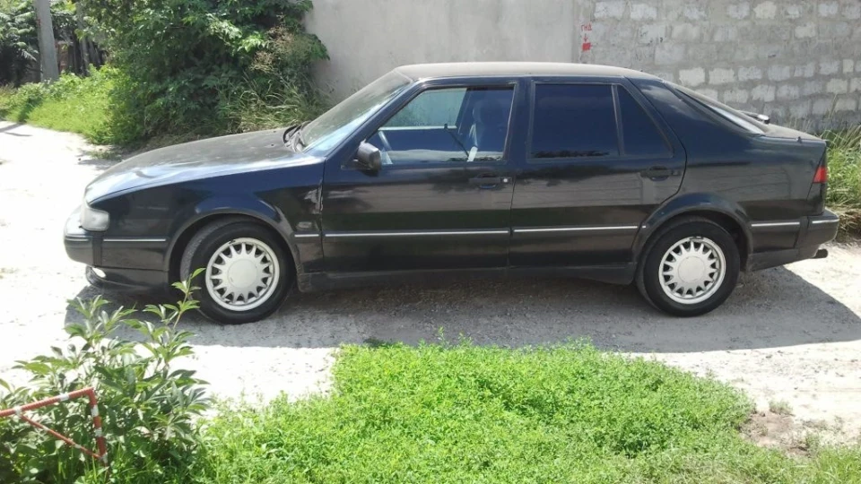 Saab 9000 5