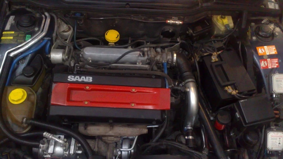 Saab 9000 Aero куля 2