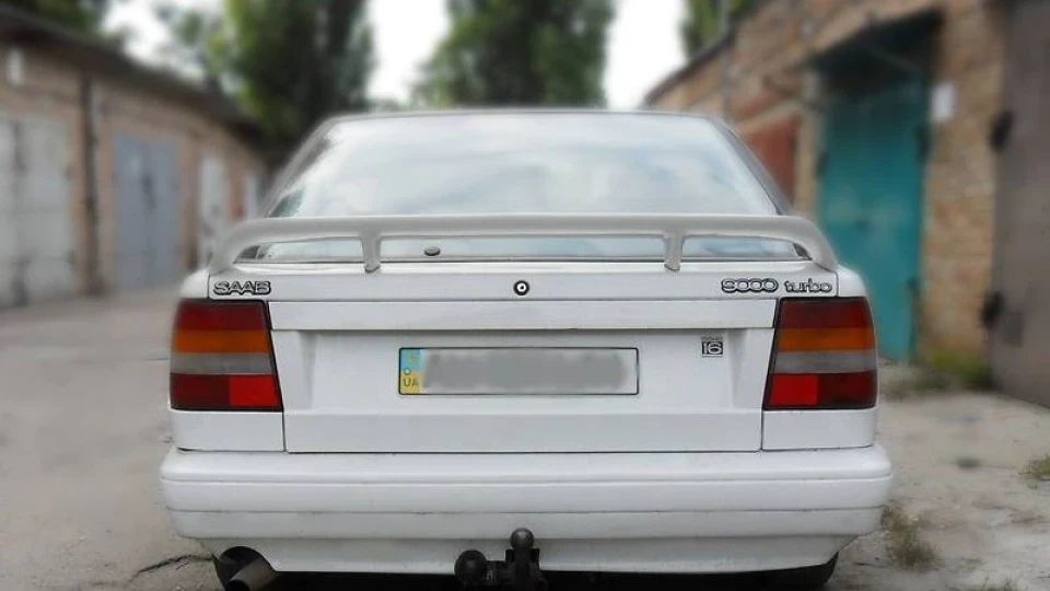 Saab 9000 "Moby Dick" 2