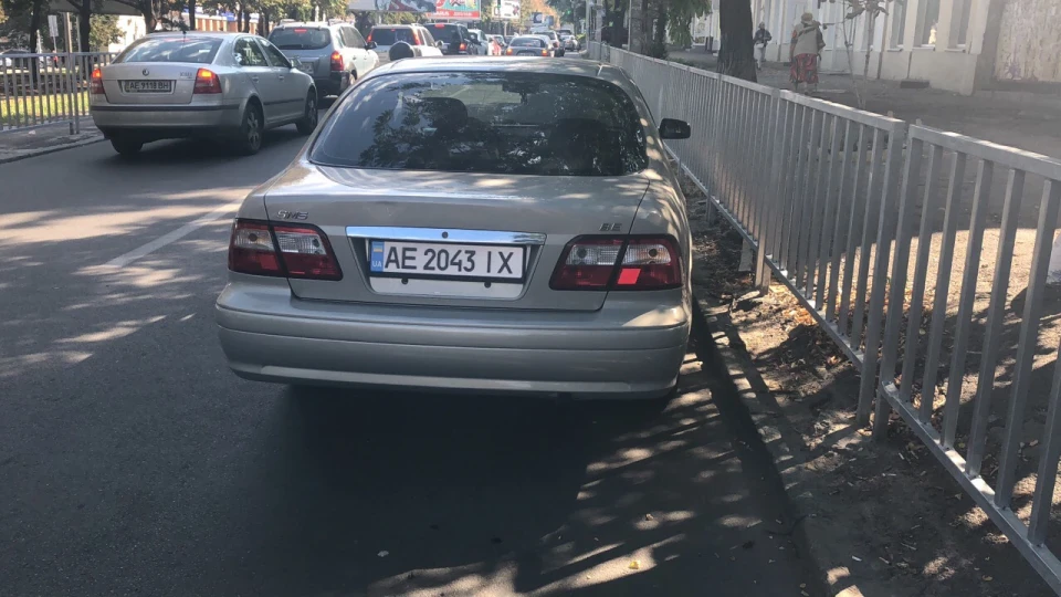 Samsung SM5 був 1,8 став 2 літри