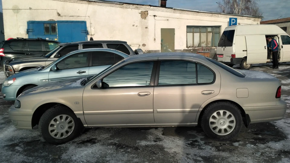 Samsung SM5 він же Nissan Maxima 2
