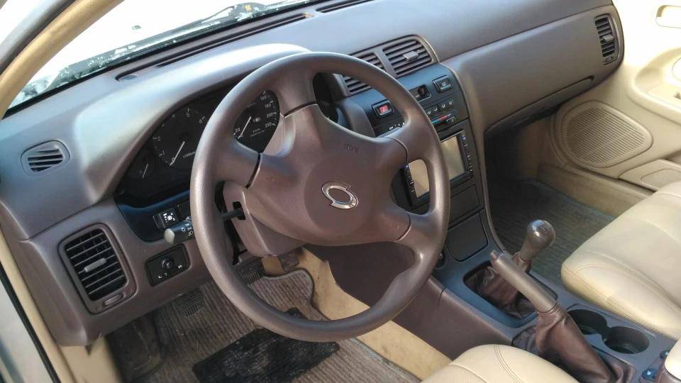 Samsung SM5 він же Nissan Maxima 3