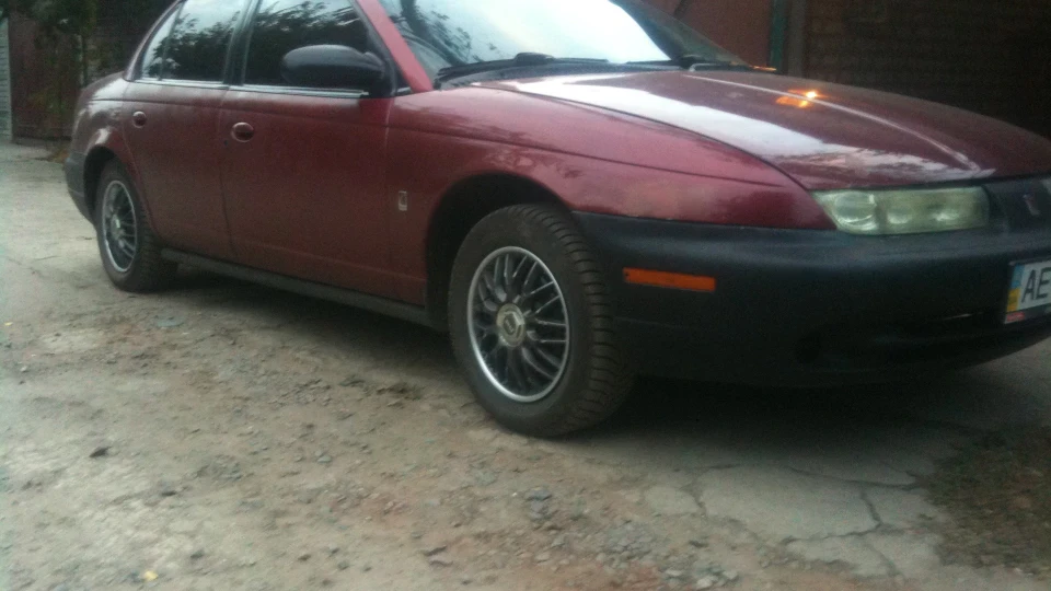 Saturn SL