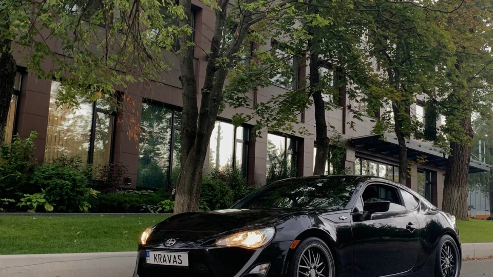 Scion FR-S 2
