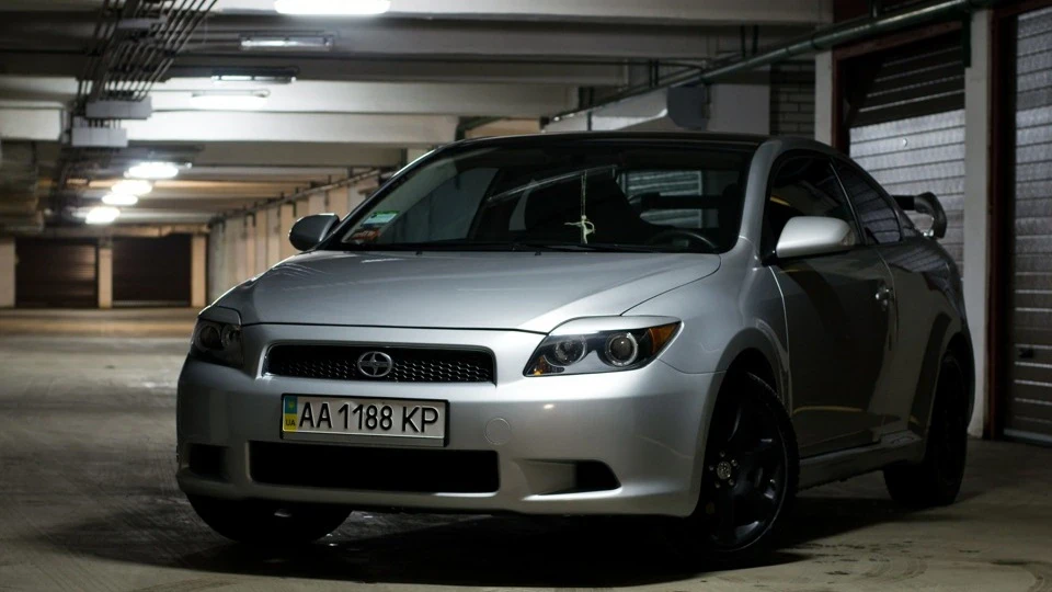 Scion tC 3