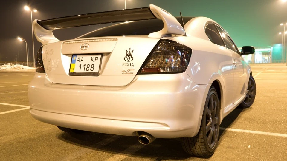 Scion tC 5