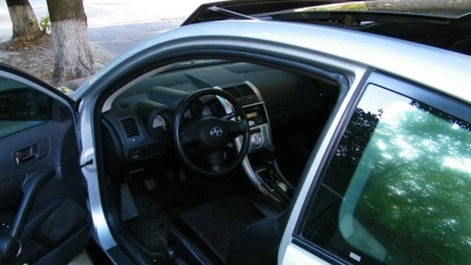 Scion tC сіро-чорний 4