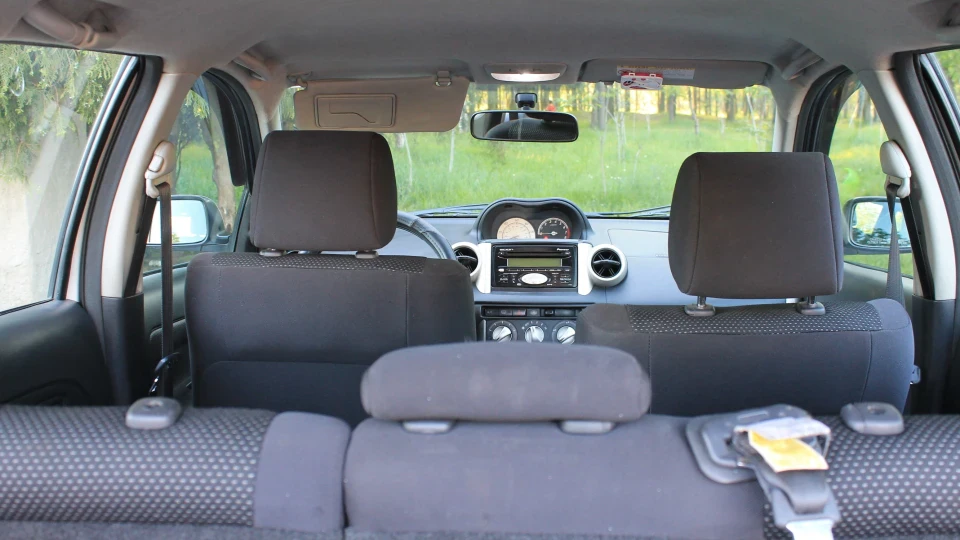 Scion xA 1.5 автомат 3