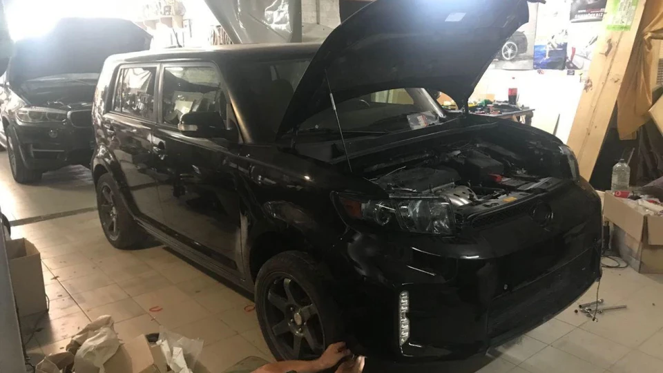 Scion xB 4
