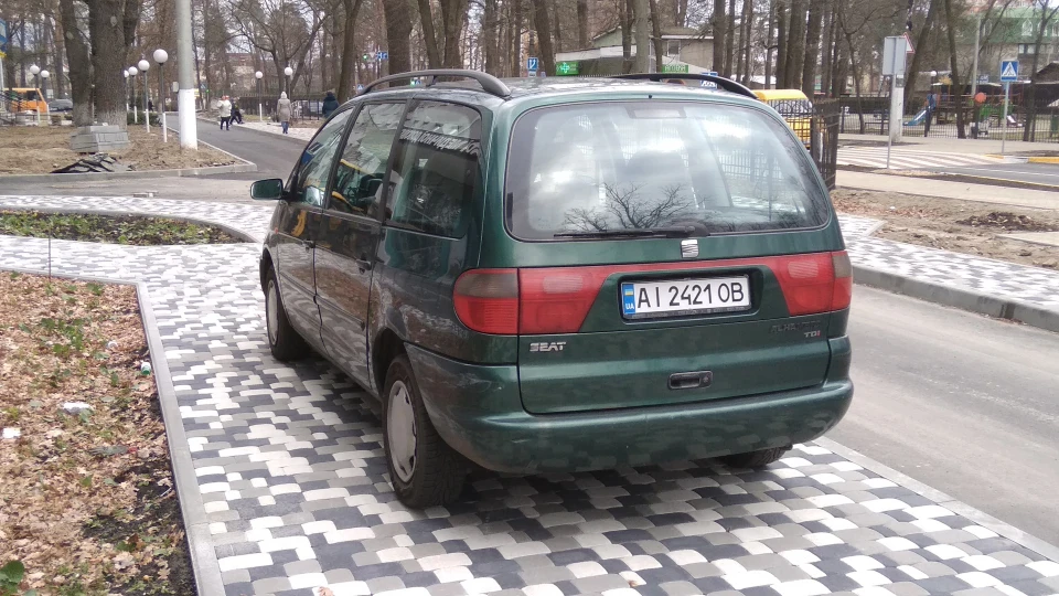 SEAT Alhambra SEAT Alhambra Mk1 (7M) 1 4