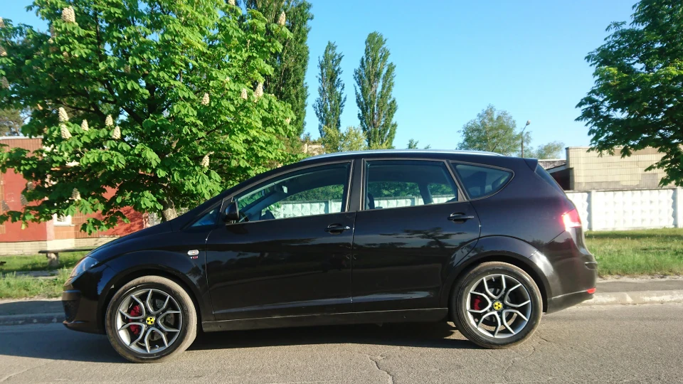 SEAT Altea XL Дизель 2.0 дсг 6 5