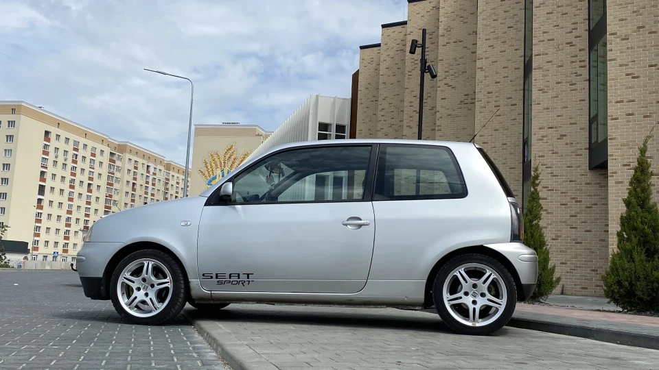 SEAT Arosa 1.4 16v sport 2