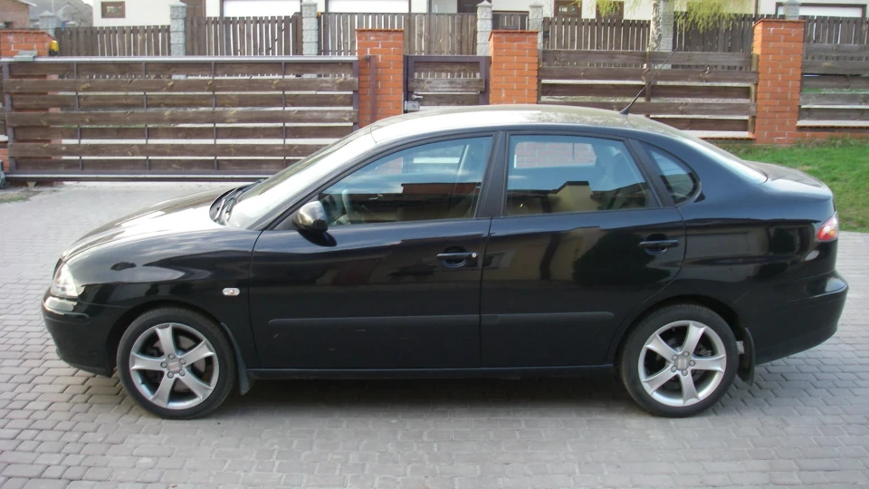 SEAT Cordoba 2.0 BBX 8V MPI LPG 2