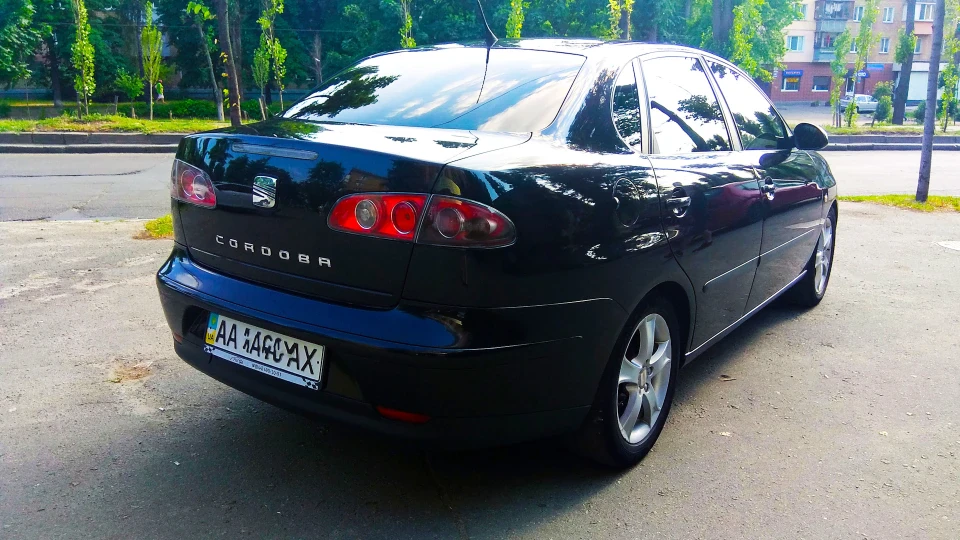 SEAT Cordoba 2.0 4
