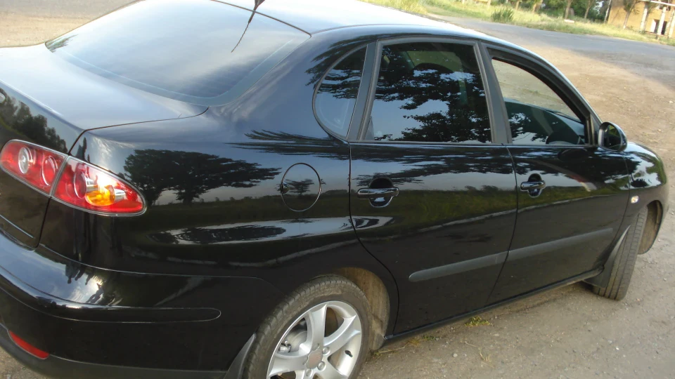 SEAT Cordoba Бібіка)
