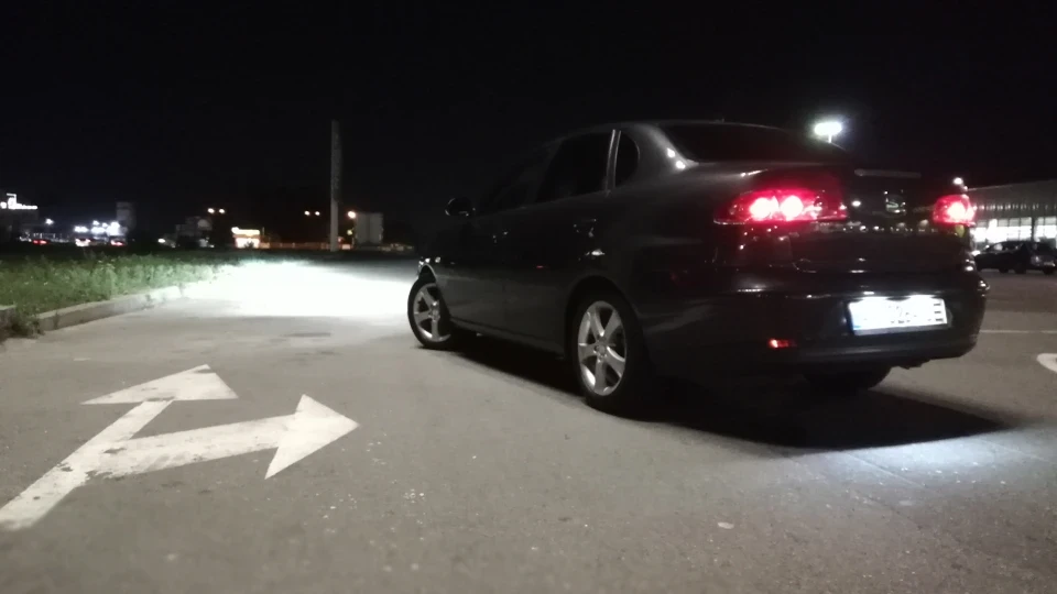 SEAT Cordoba Колір GRIS TRACK 3