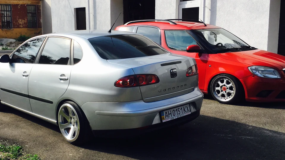 SEAT Cordoba dropped 3