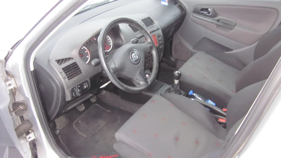 ПРОДАЖ SEAT Cordoba 1.9TDI81kW(110ps) 5