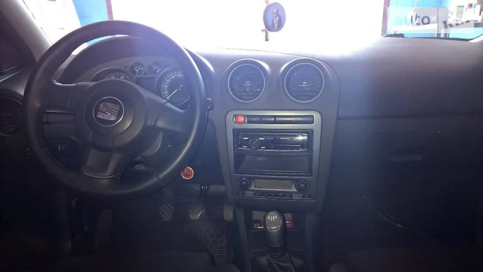 SEAT Cordoba RED FIRE 4