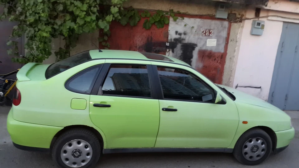 SEAT Cordoba Салатмобіль