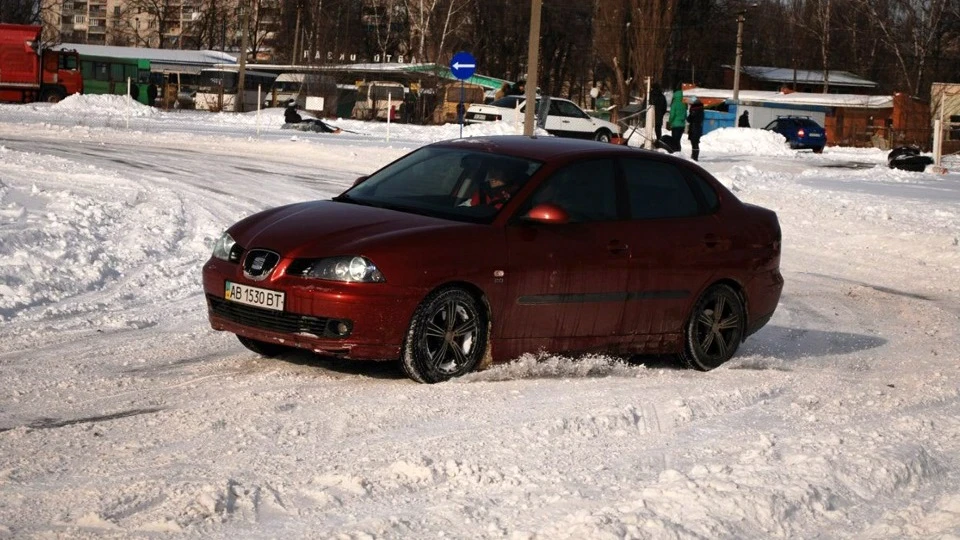 SEAT Cordoba Літак ) 3