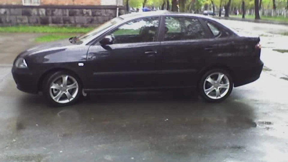 SEAT Cordoba Sport 2.0 (Black Magic) 2