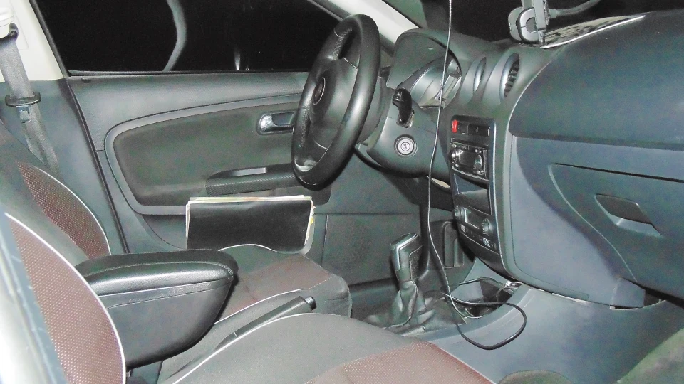 SEAT Cordoba sport black betty 4