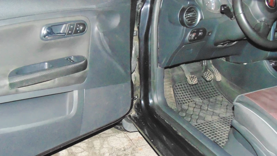 SEAT Cordoba sport black betty 5
