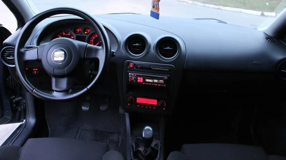 SEAT Cordoba SPORT 4