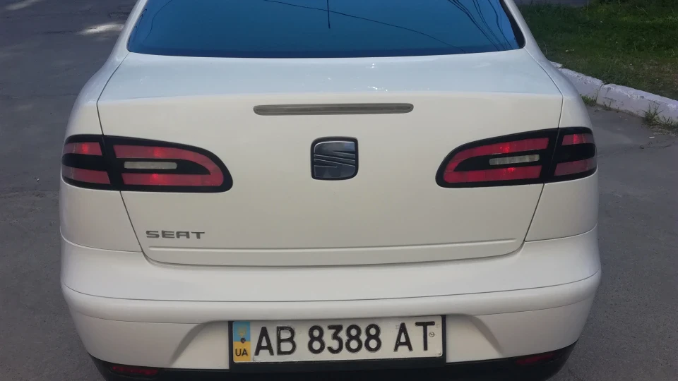 SEAT Cordoba WHITE 5