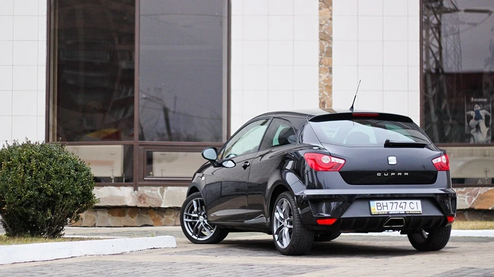 SEAT Ibiza Cupra 2