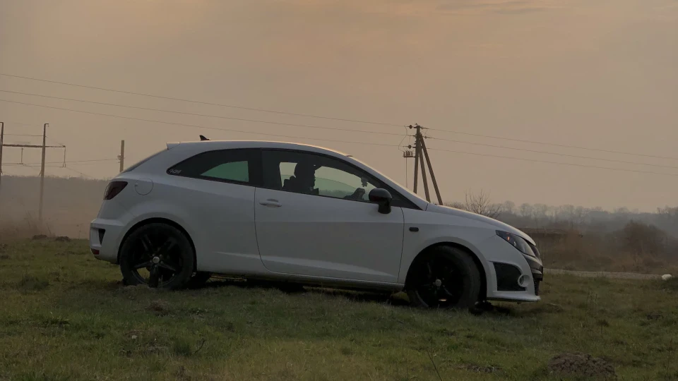SEAT Ibiza Cupra 3