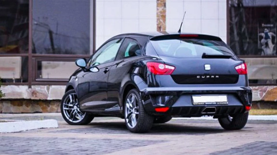 SEAT Ibiza Cupra "Encendedor" 4