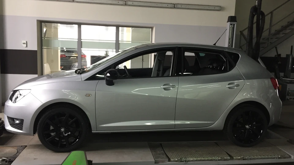 SEAT Ibiza FR 4
