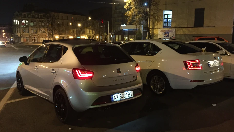 SEAT Ibiza FR 5
