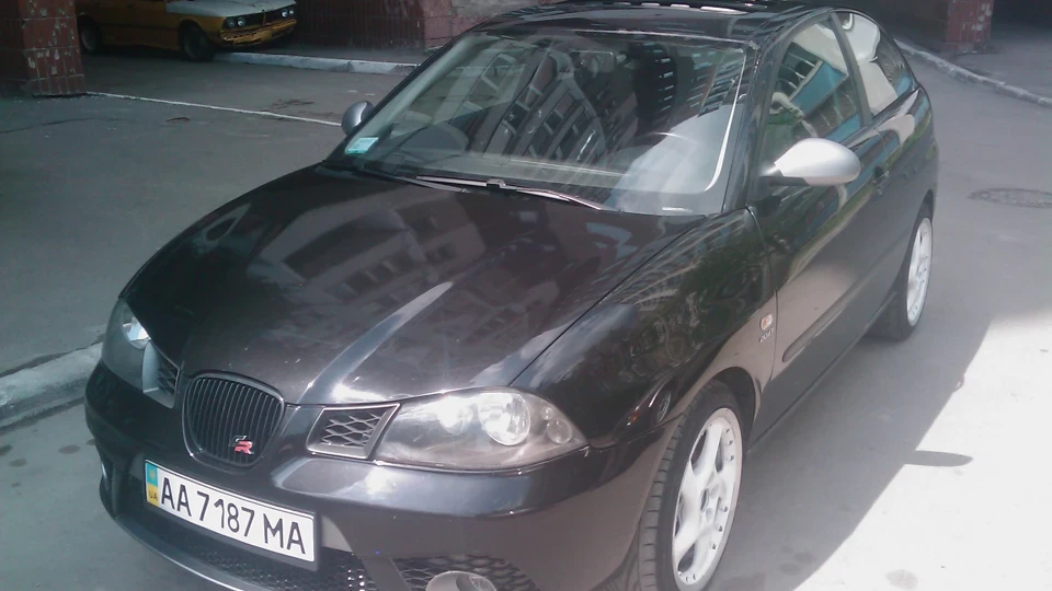 SEAT Ibiza FR 5